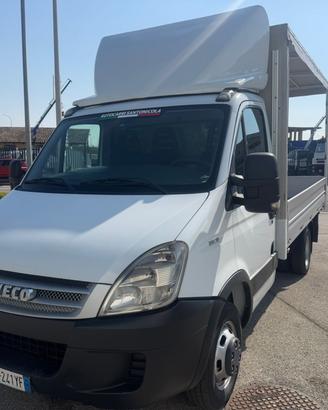 Iveco daily 35c12 cassone centinato 09