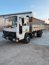Volvo fl6 RIBALTABILE