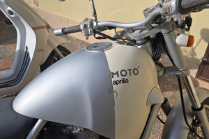 Aprilia motò 650