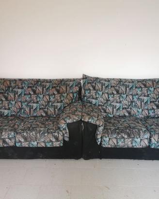 Divani 80 euro la coppia