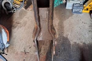 Prolunga per escavatore forestale