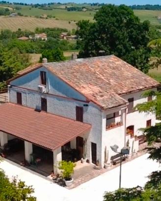Tutto in esclusiva con parco da sogno