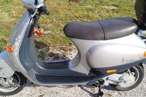 piaggio vespa ET4 50 