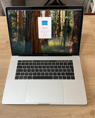 MacBook Pro 15” 2018 - 2,6 GHz, 500Gb, 16Gb