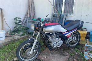 Yamaha XJ 900 - 1984