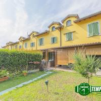 Villa a Schiera a Rognano 4 locali