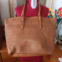 borsa traforata marrone oro con pochette oro