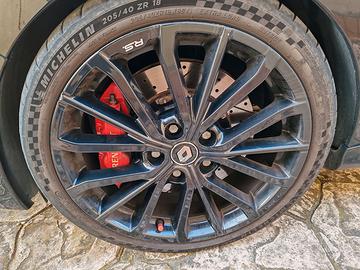 Cerchi 18" Clio RS trophy 5x114 7.5" + gomme CUP 2