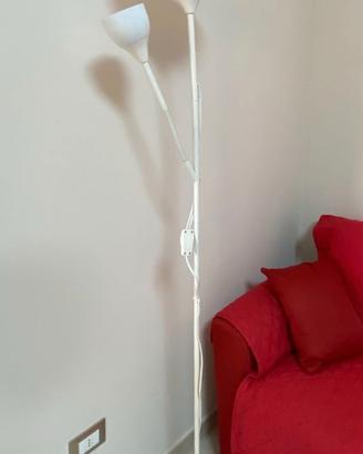 PIANTANA IKEA CON DUE LAMPADE