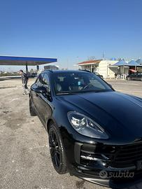 Porsche macan 2000 benzina