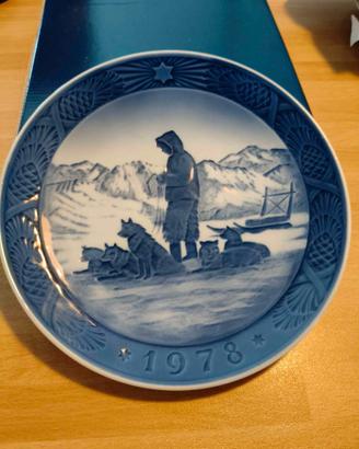 Piatto Royal Copenaghen 1978 originale