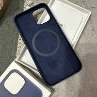 Cover iphone 12 pro  originale  in pelle