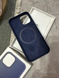 Cover iphone 12 pro  originale  in pelle