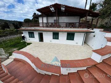 Villa di 130 m² con 3 locali a Pozzuoli