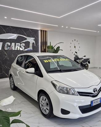 TOYOTA YARIS 1.0 BENZINA 69CV X NEOPATENTATI