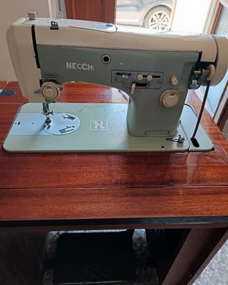 macchina da cucire  vintage 