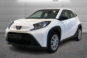 Toyota Aygo x 1.0 72cv active s-cvt