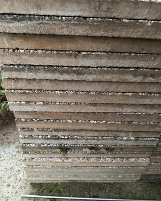 Piastre in sasso lavato 50x50 come