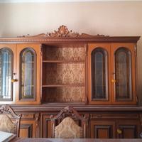 Mobile a doppio corpo in legno (noce)