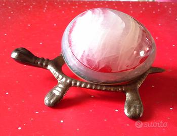 Tartarughina in bronzo e pietre dure