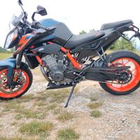 KTM 890 Duke R - 2022