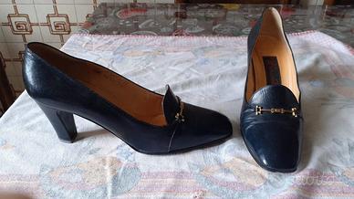 scarpe con tacco basso