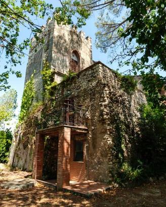 Villa di 380 m² con più di 5 locali e box auto dop