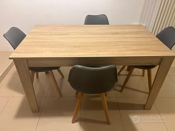 Tavolo allungabile rovere con 4 sedie