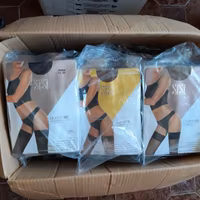 Stock 95 Autoreggenti, vari modelli e taglie