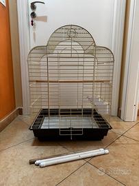 Gabbia per uccelli in metallo con accessori