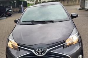 Toyota Yaris 2015 