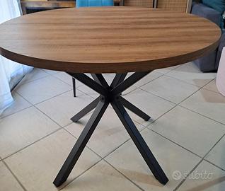 tavolo cucina/soggiorno 