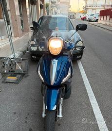Piaggio Beverly 300 I.E.