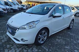 PEUGEOT 208 1.2 VTI DISTRIBUZIONE NUOVA