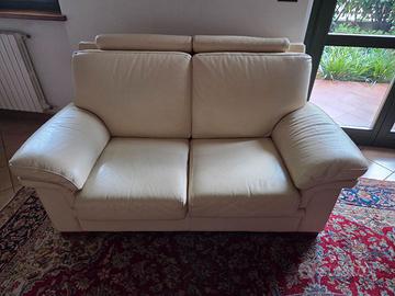 2 divani in pelle fiore