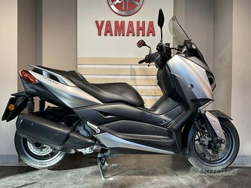 Yamaha X-Max 300