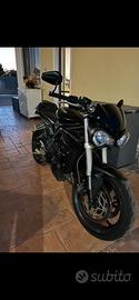 Triumph street triple 660s A2