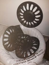 Borchie Lancia Ypsilon originali da 15'