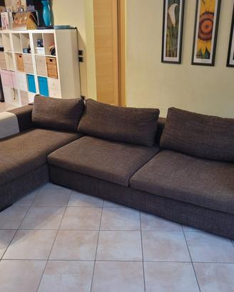 Divano a 4 posti con librerie e chaise longue