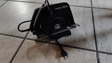 sega circolare Black & Decker modello BD227