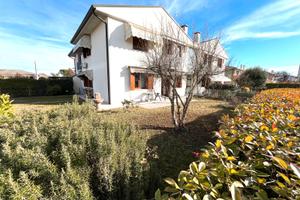 Appartamento piano terra con giardino a Spresiano