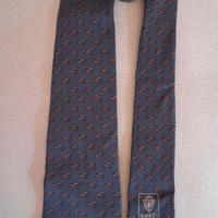 Gucci cravatta grigio azzurro con disegno di aerop
