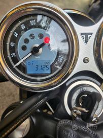 Triumph Bonneville T 100