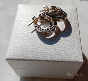 Orecchini a cerchio Pandora in argento 925