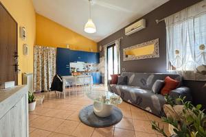 2 LOCALI A MONTEROTONDO