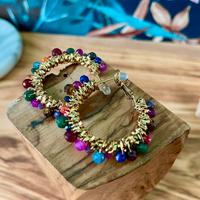 Orecchini oro a cerchio con cristalli multicolore