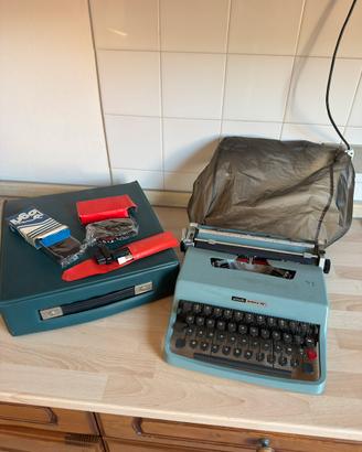 Collezionismo Macchina da scrivere olivetti