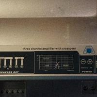 Amplificatore auto e subwoofer 