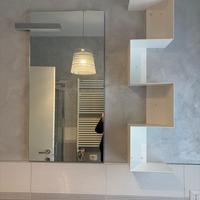 Specchiera con luce integrata