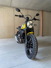 Ducati Scrambler ICON